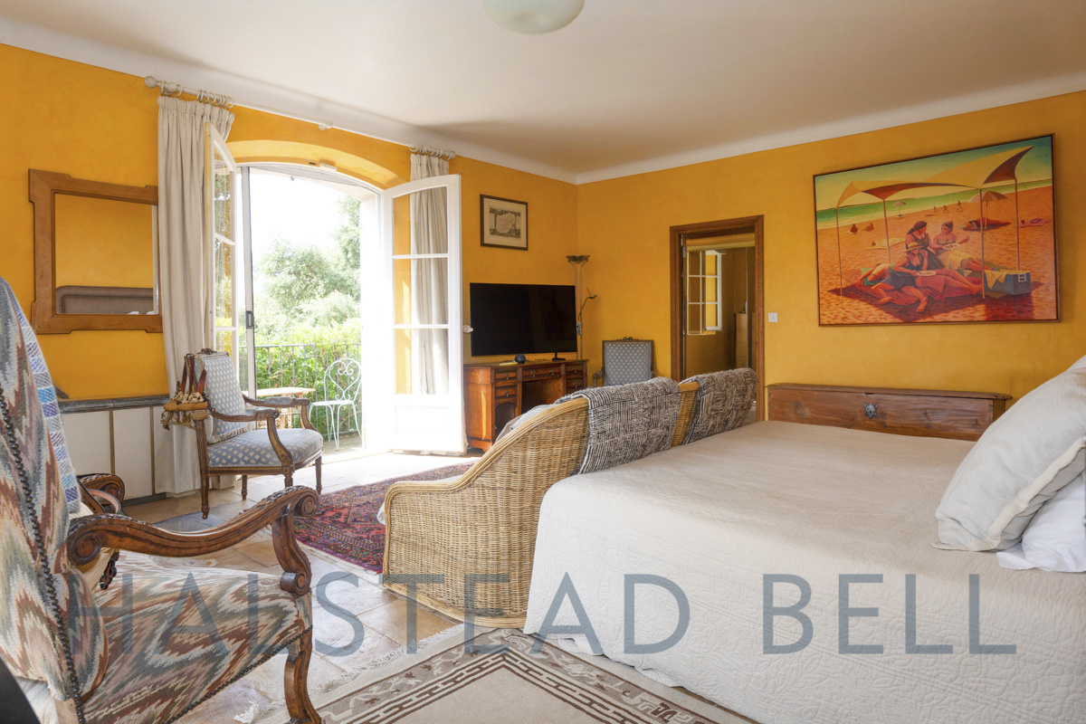 Luxury House for sale in La Garde-Freinet, 1 950 000 €, Photo 3