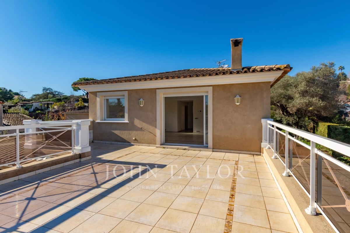 Luxury House for sale in Antibes, 1 690 000 €, Photo 7