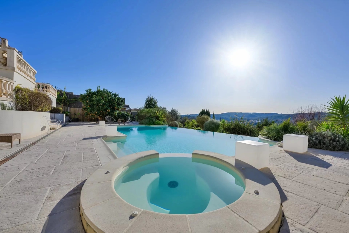 Luxury House for sale in Saint-Paul-de-Vence, 2 645 000 €, Photo 2