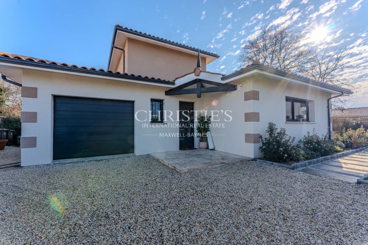 Luxury House for sale in Gujan-Mestras, 890 000 €, Photo 1