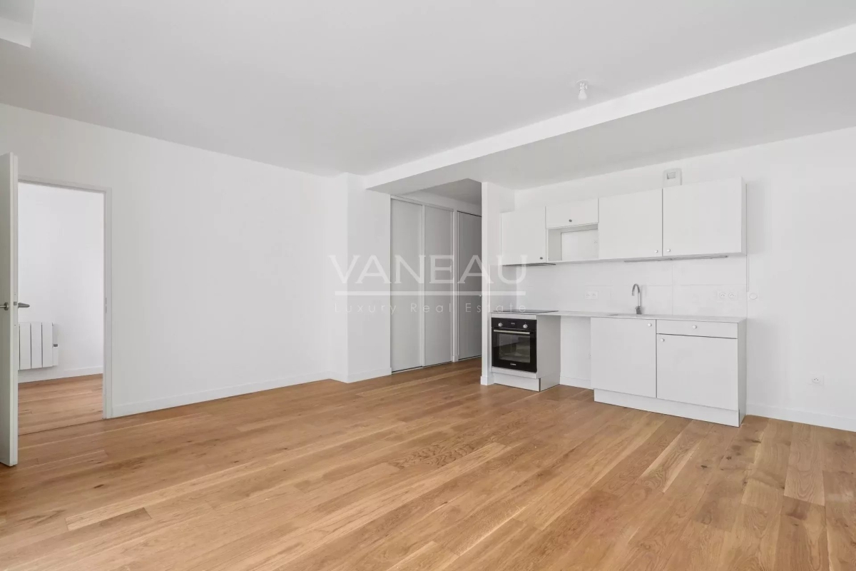 Appartement de luxe à vendre à Issy-les-Moulineaux, 468 000 €, Photo 2