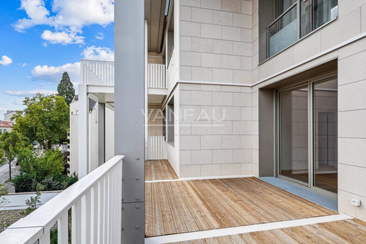 Appartement de luxe à vendre à Issy-les-Moulineaux, 654 000 €, Photo 2