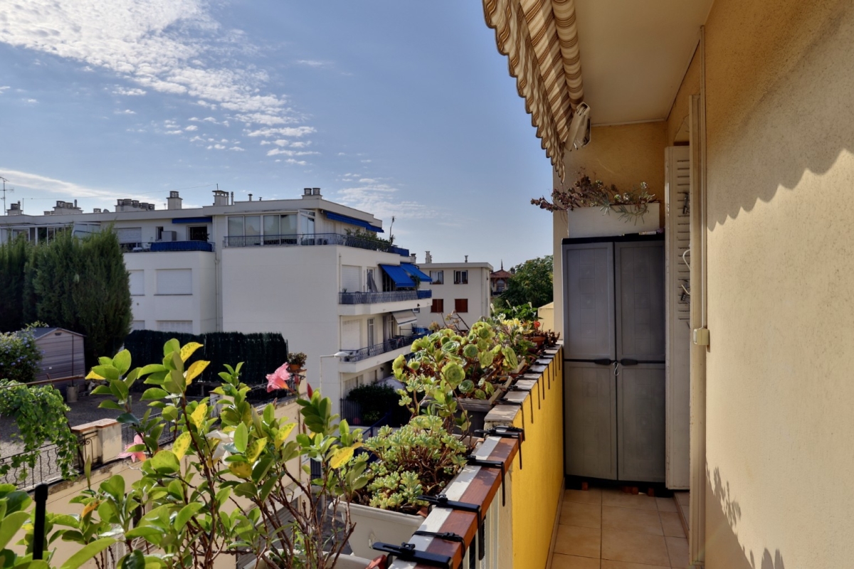 Appartement de luxe à vendre à Nice, 205 000 €, Photo 2