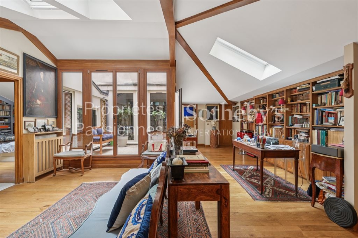 Luxury Apartment for sale in Paris 6ème, 1 350 000 €, Photo 1