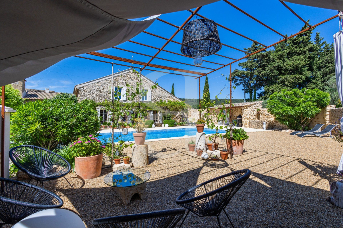 Maison de luxe à vendre à Vaison-la-Romaine, 745 000 €, Photo 1
