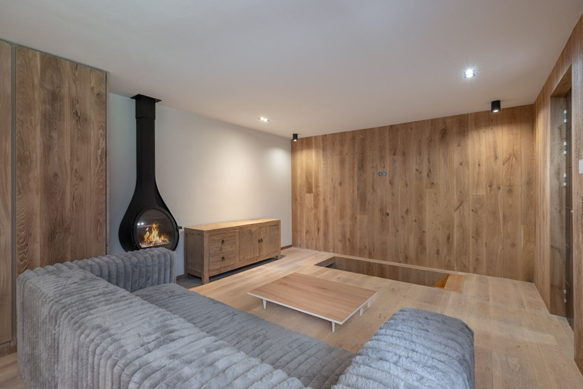 Luxury Apartment for sale in Megève, 1 420 000 €, Photo 2