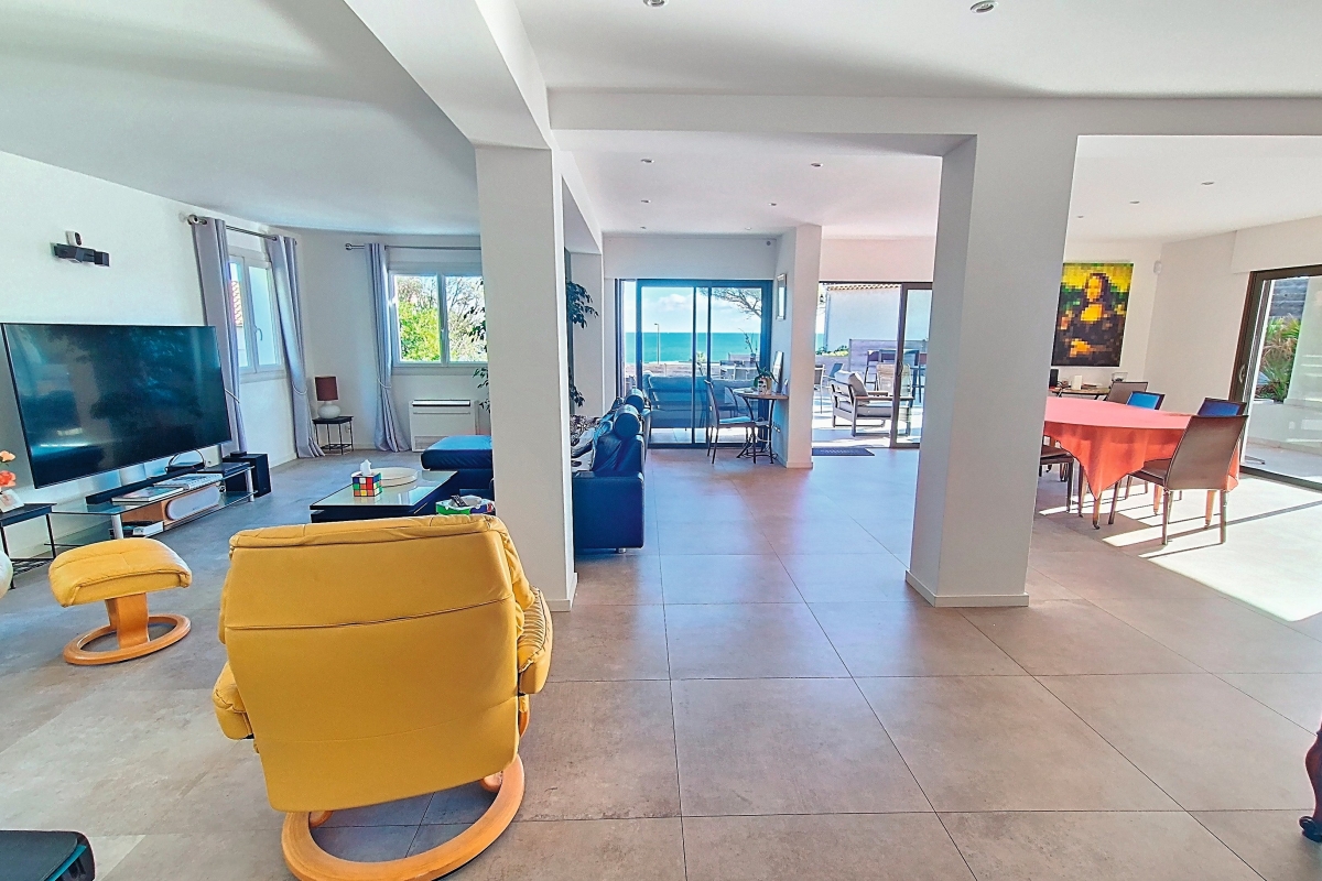 Maison de luxe à vendre à Saint-Aygulf, 1 395 000 €, Photo 2