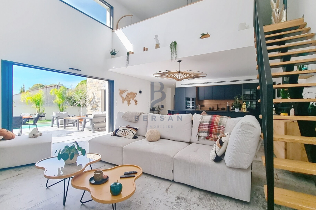 Maison de luxe à vendre à Fréjus, 1 095 000 €, Photo 3