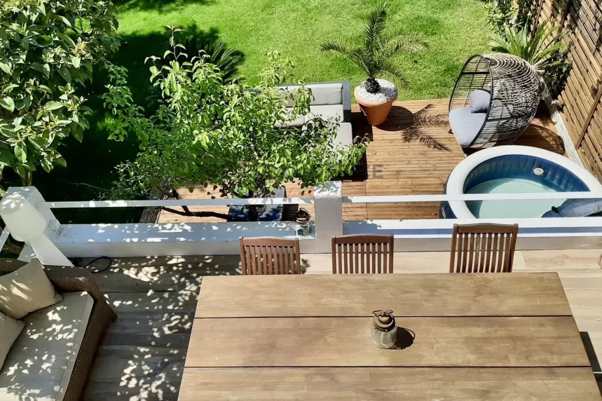 Maison de luxe à vendre à Antibes, 1 250 000 €, Photo 3