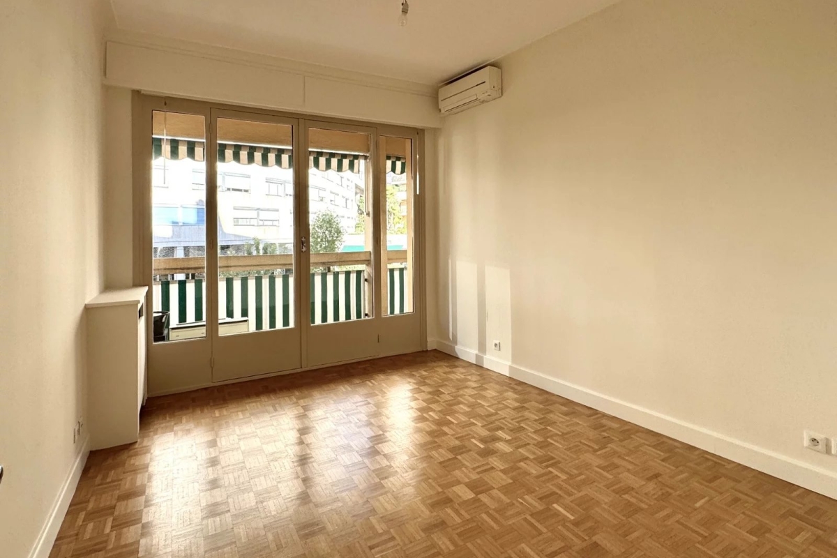 Luxury Apartment for sale in Monaco, 3 950 000 €, Photo 4