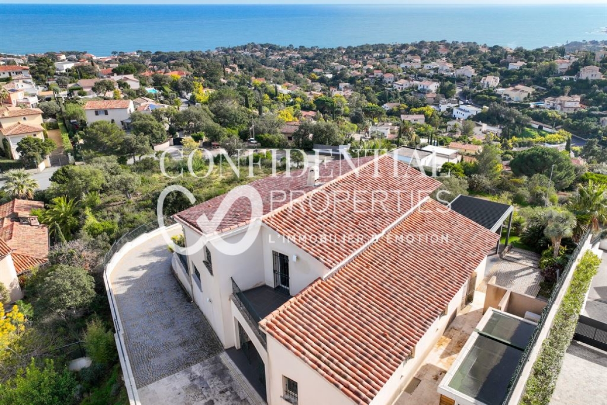 Maison de luxe à vendre à Saint-Aygulf, 1 830 000 €, Photo 5