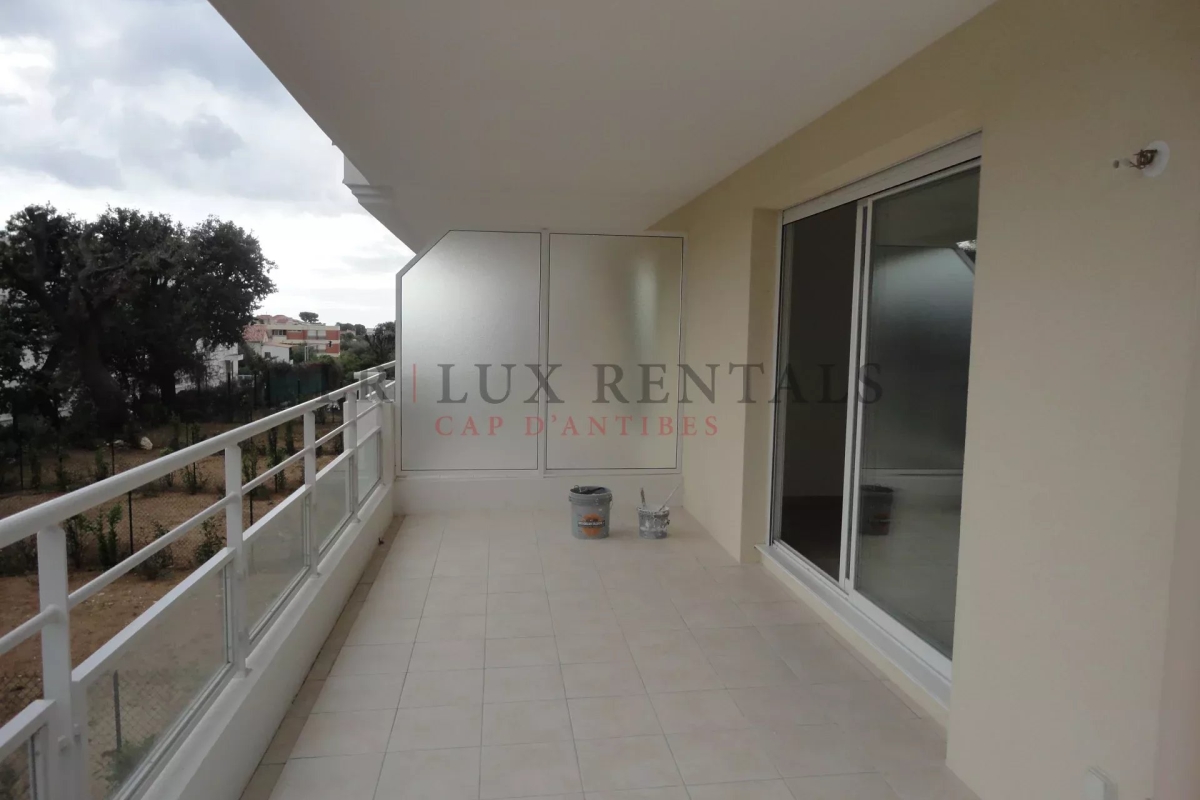 Appartement de luxe à vendre à Antibes, 220 000 €, Photo 5