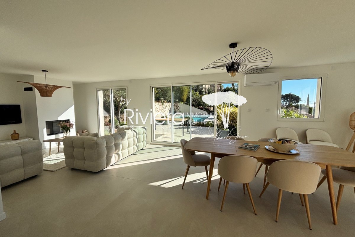 Maison de luxe à vendre à Cavalaire-sur-Mer, 1 650 000 €, Photo 6