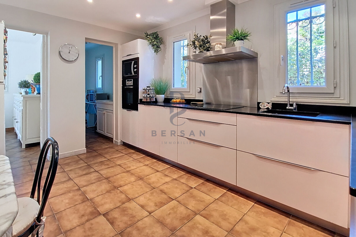 Maison de luxe à vendre à Fréjus, 731 500 €, Photo 7