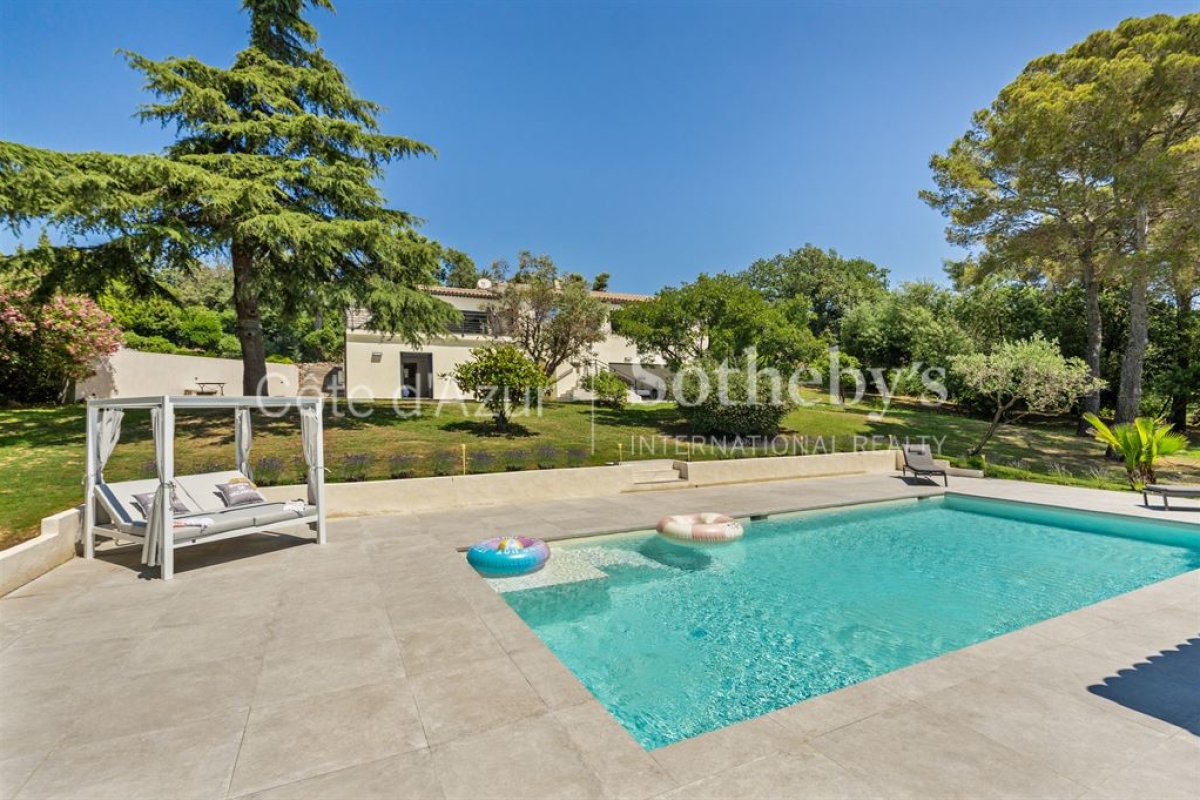 Luxury House for sale in Grasse, 1 795 000 €, Photo 1