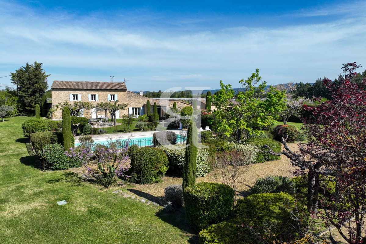 Maison de luxe à vendre à Lagnes, 1 290 000 €, Photo 1