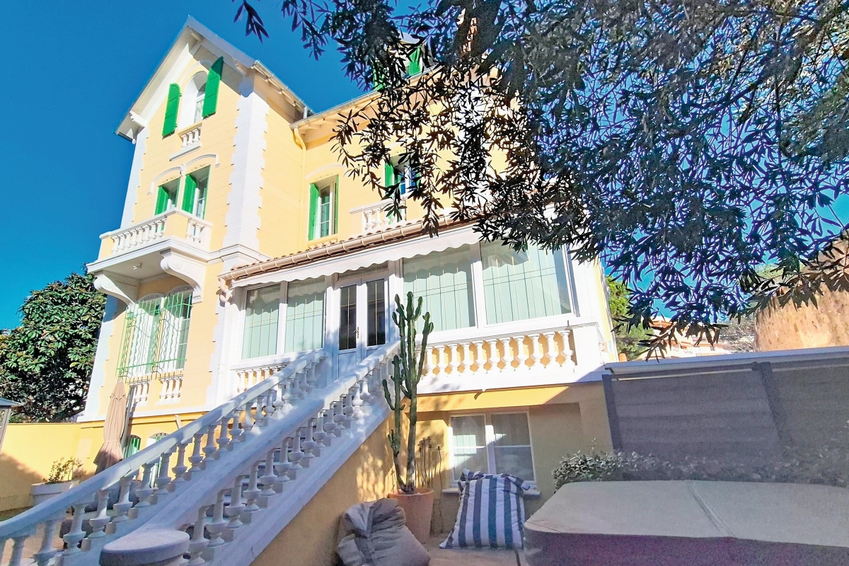 Luxury House for sale in Saint-Raphaël, 1 135 000 €, Photo 1