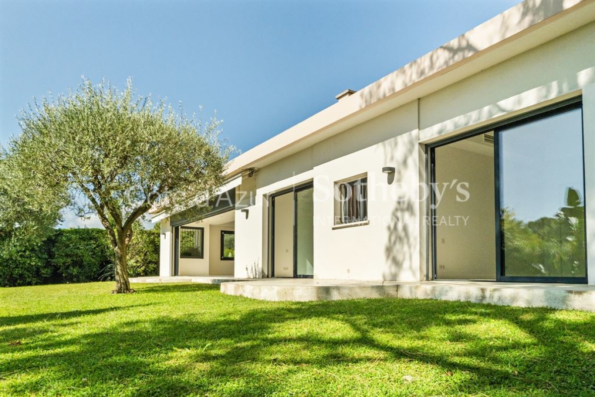 Luxury House for sale in Mougins, 1 690 000 €, Photo 2