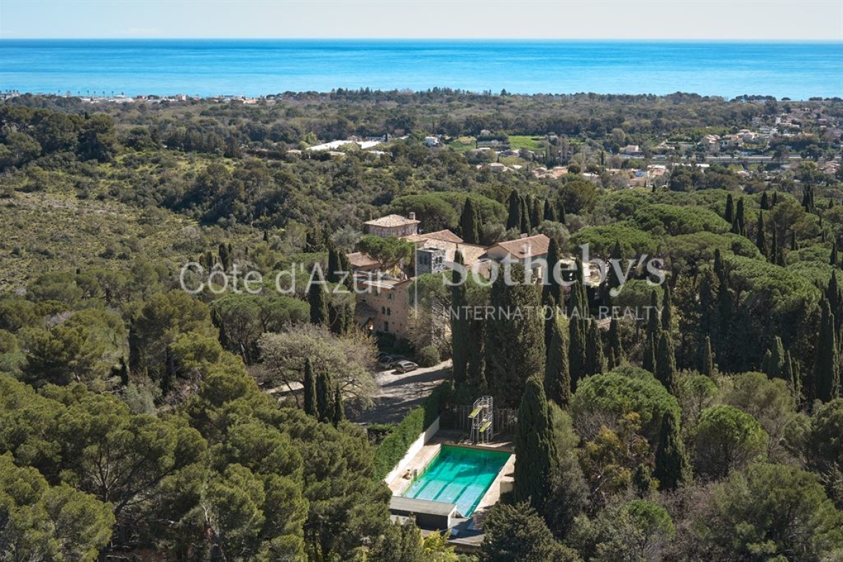 Luxury House for sale in Biot, 25 000 000 €, Photo 2