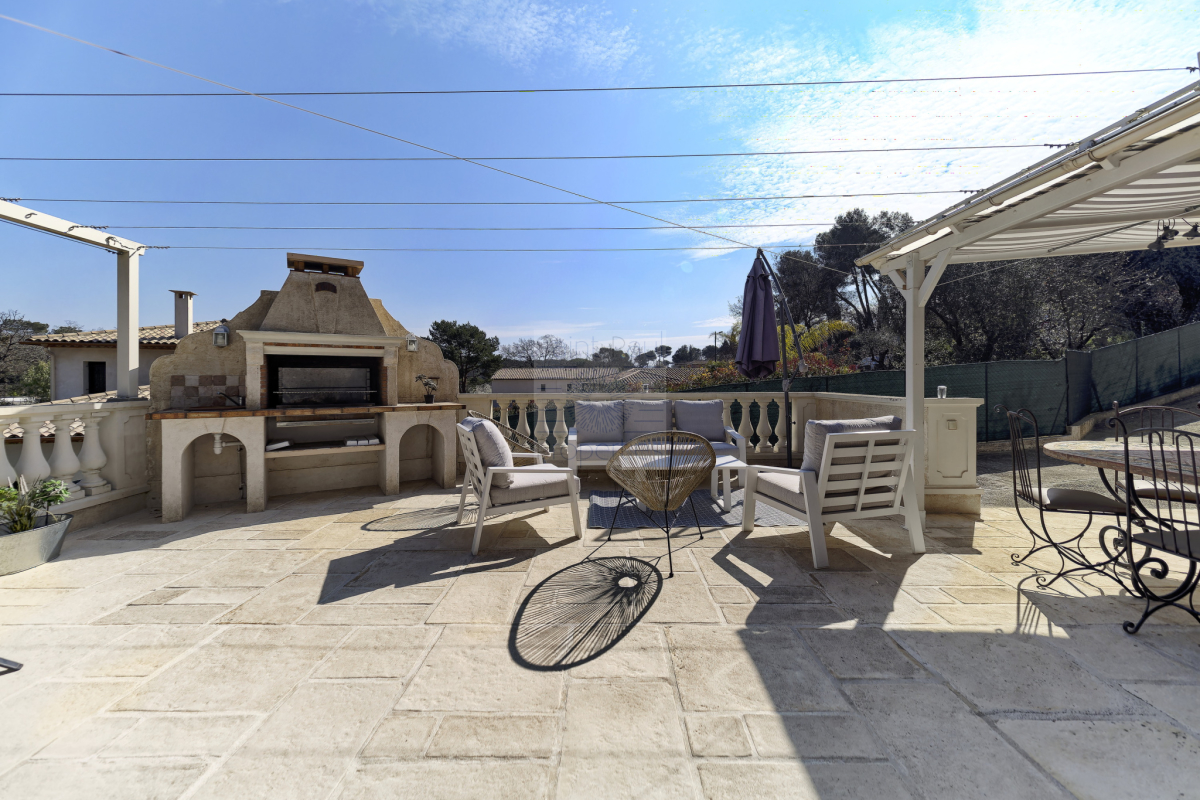 Maison de luxe à vendre à Saint-Paul-de-Vence, 755 000 €, Photo 3