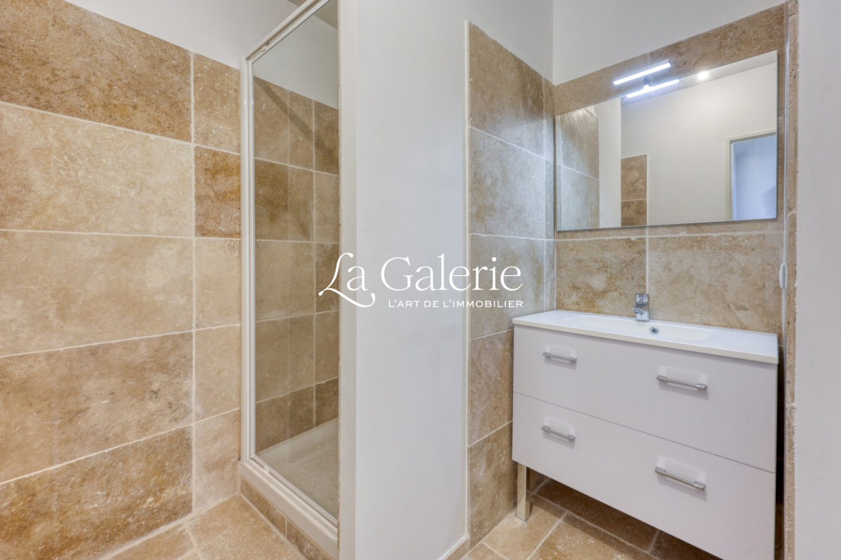 Appartement de luxe à vendre à Hyères, 224 000 €, Photo 4