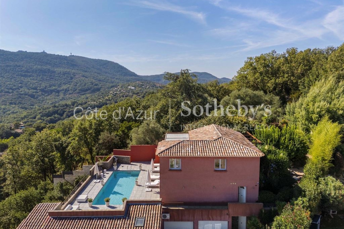 Maison de luxe à vendre à Les Adrets de l'Esterel, 1 200 000 €, Photo 7