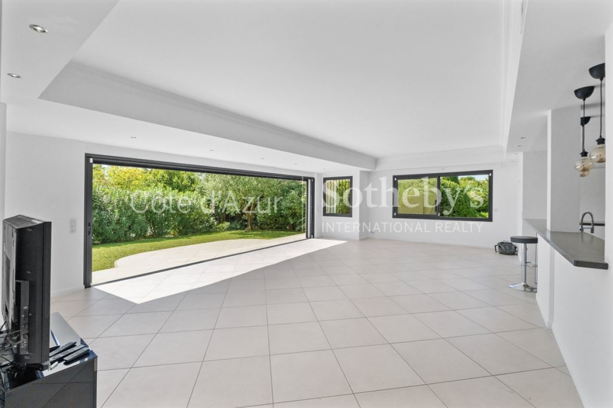 Luxury House for sale in Mougins, 1 690 000 €, Photo 7