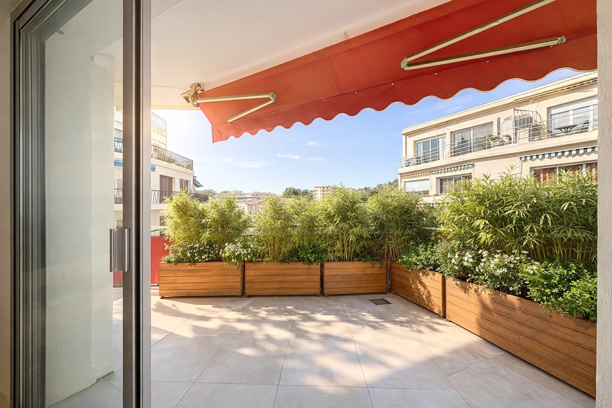 Appartement de luxe à vendre à Cannes, 549 000 €, Photo 1