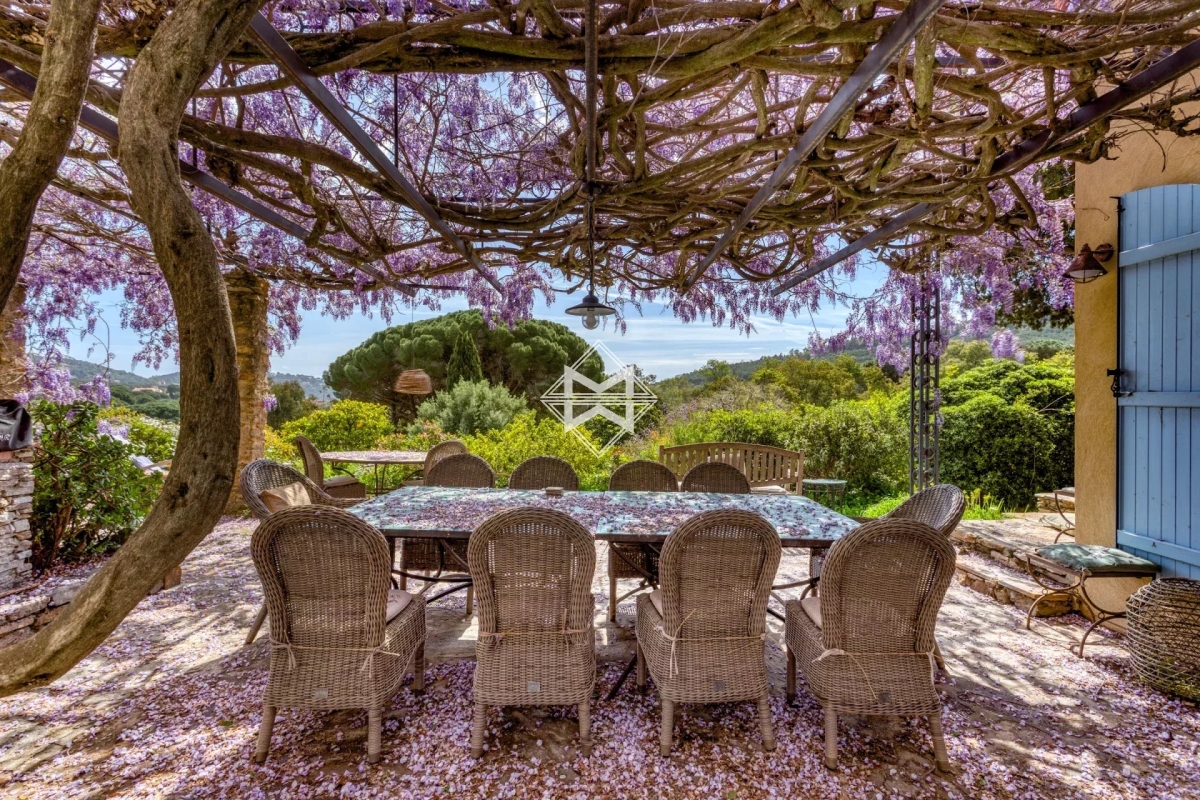 Maison de luxe à vendre à Le Lavandou, 2 600 000 €, Photo 3