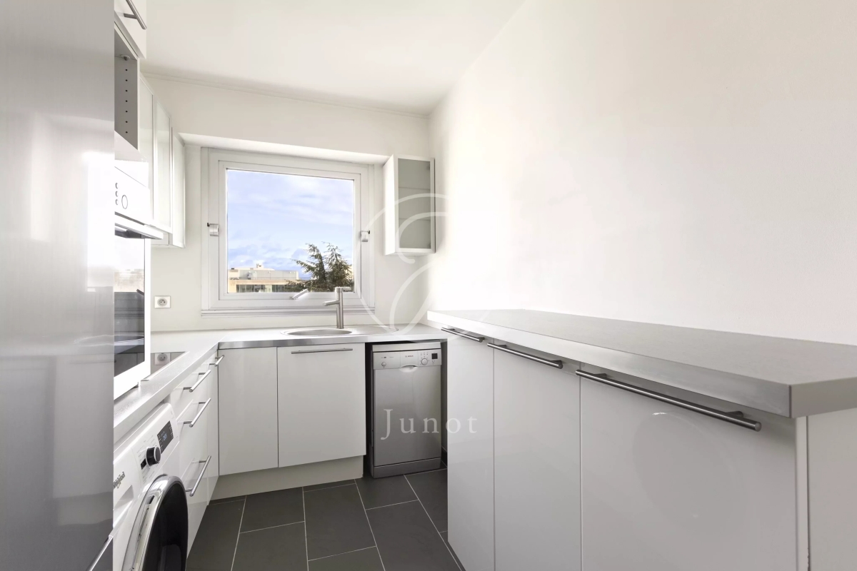 Appartement de luxe à vendre à Neuilly-sur-Seine, 475 000 €, Photo 5