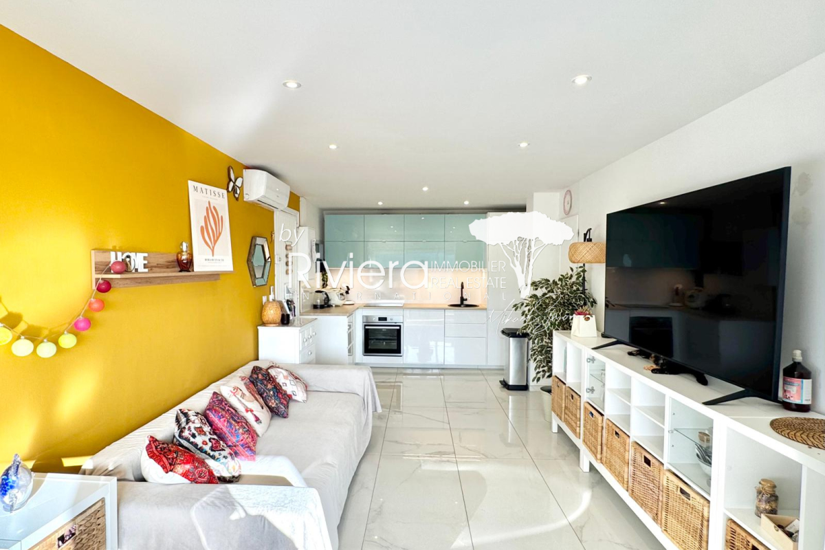 Appartement de luxe à vendre à La Croix-Valmer, 450 000 €, Photo 3