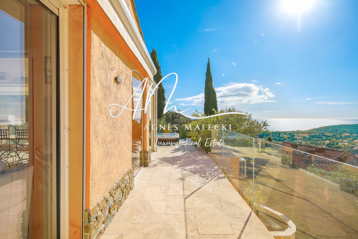 Luxury House for sale in Cavalaire-sur-Mer, 1 890 000 €, Photo 3