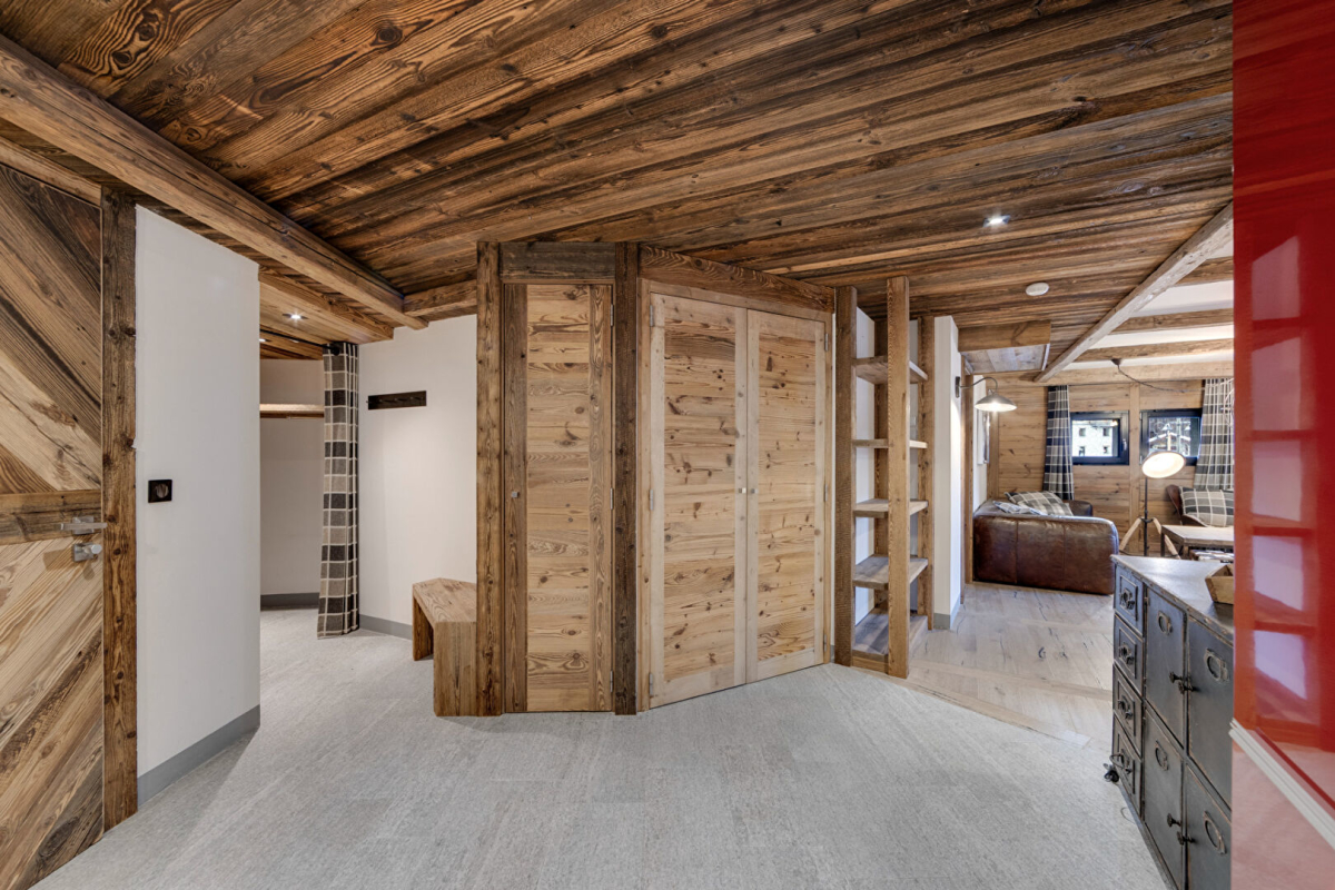 Luxury Apartment for sale in Val-d'Isère, 1 800 000 €, Photo 5