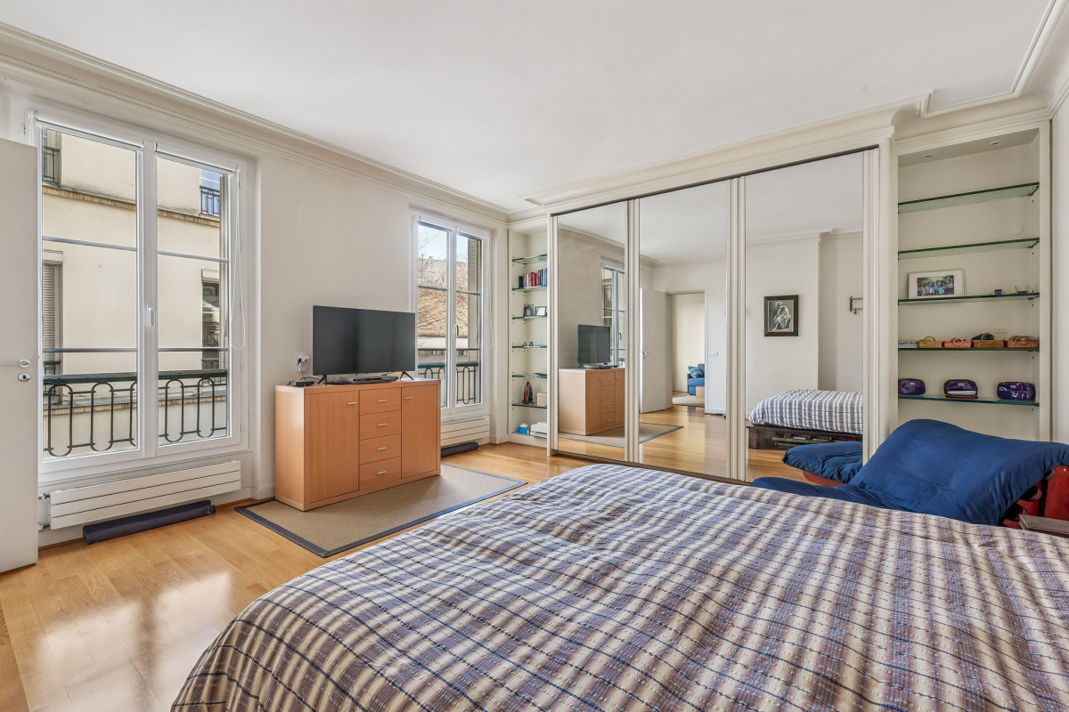 Luxury Apartment for sale in Paris 6Ème, 800 000 €, Photo 7