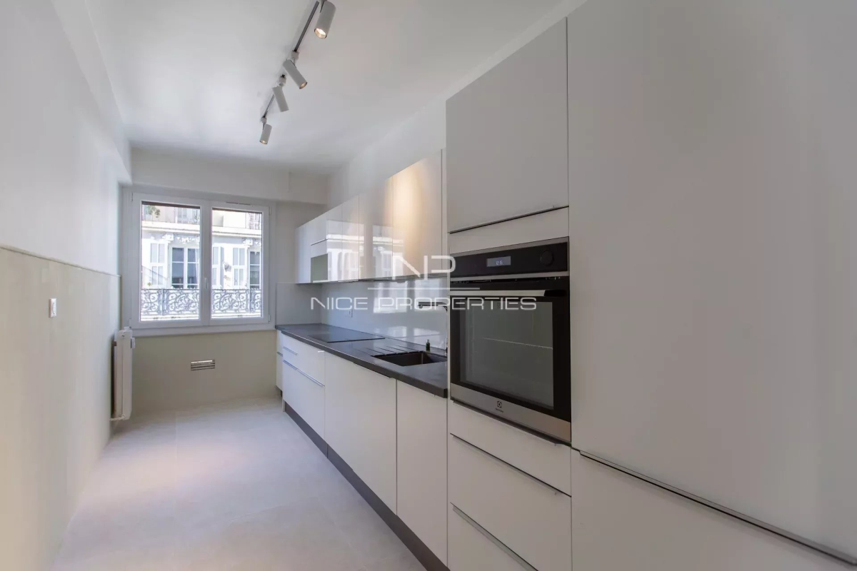 Luxury Apartment for sale in Nice, 629 000 €, Photo 7