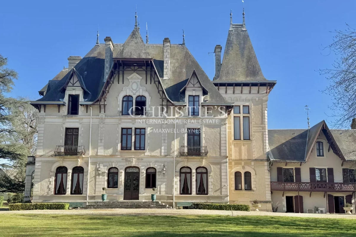 Maison de luxe à vendre à Châtellerault, 1 975 000 €, Photo 1