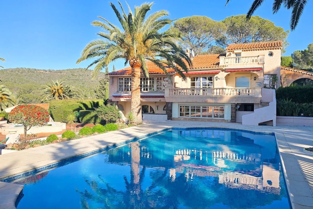 Luxury House for sale in Saint-Raphaël, 1 995 000 €, Photo 1