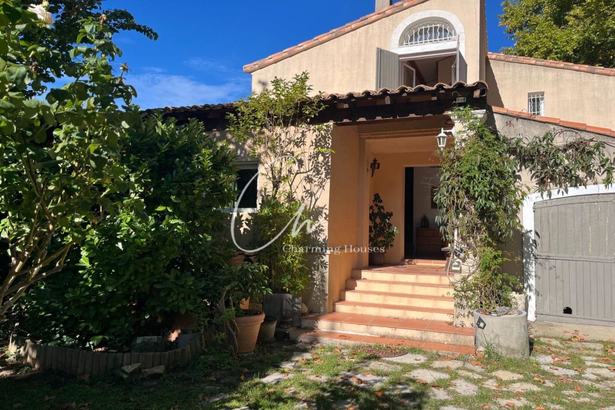 Maison de luxe à vendre à Paradou, 890 000 €, Photo 2