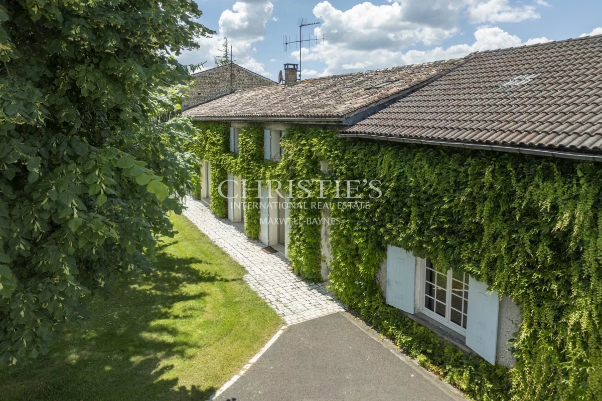 Maison de luxe à vendre à Cognac, 4 187 000 €, Photo 4