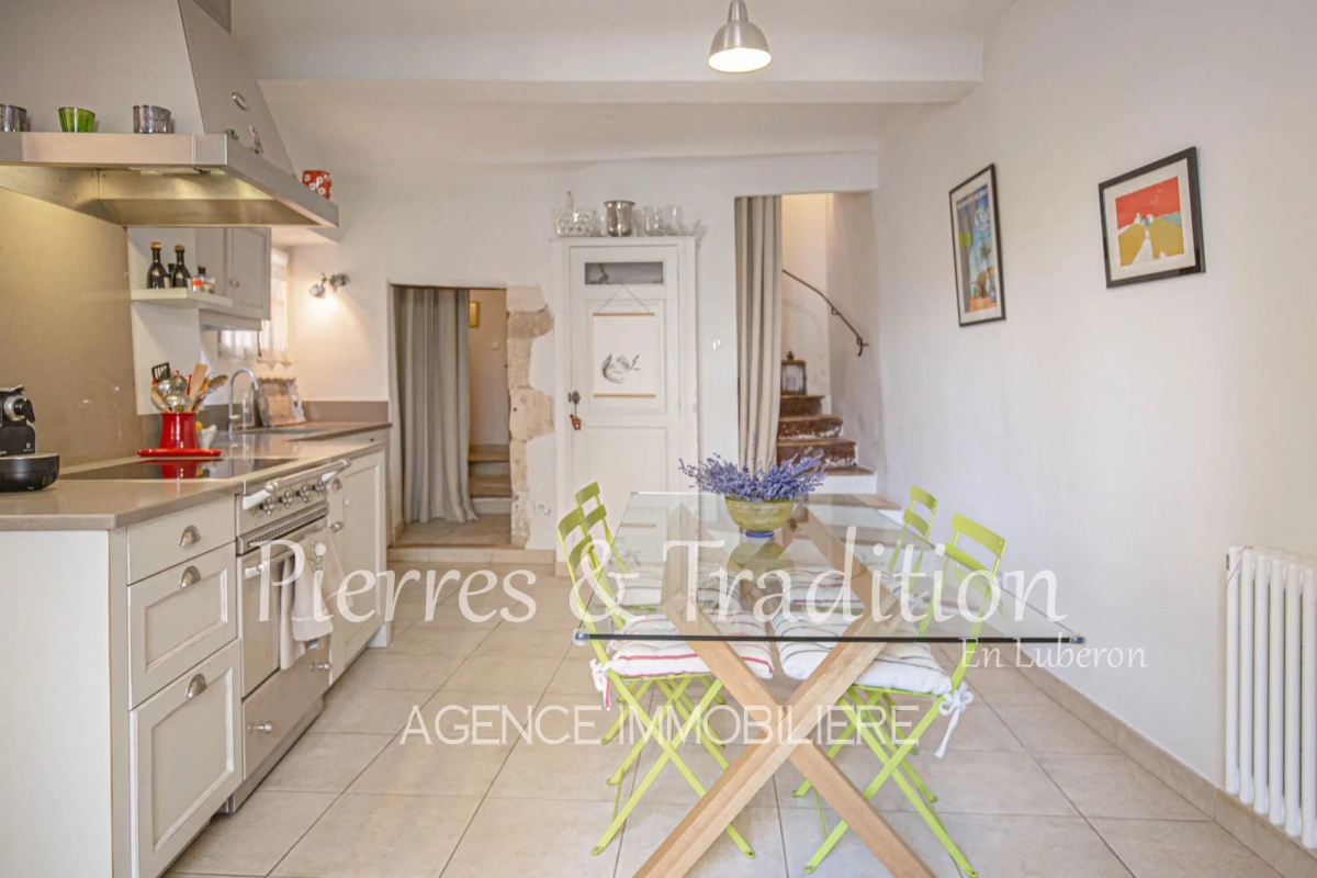 Maison de luxe à vendre à Goult, 420 000 €, Photo 5