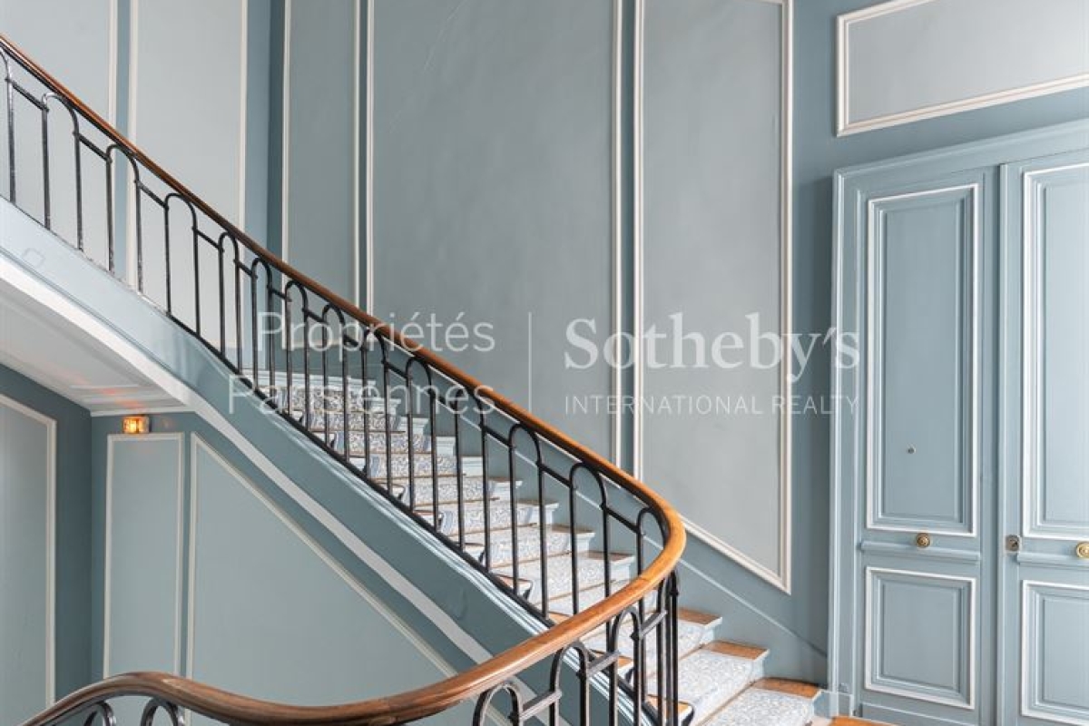 Luxury Apartment for sale in Paris 6Ème, 5 900 000 €, Photo 2