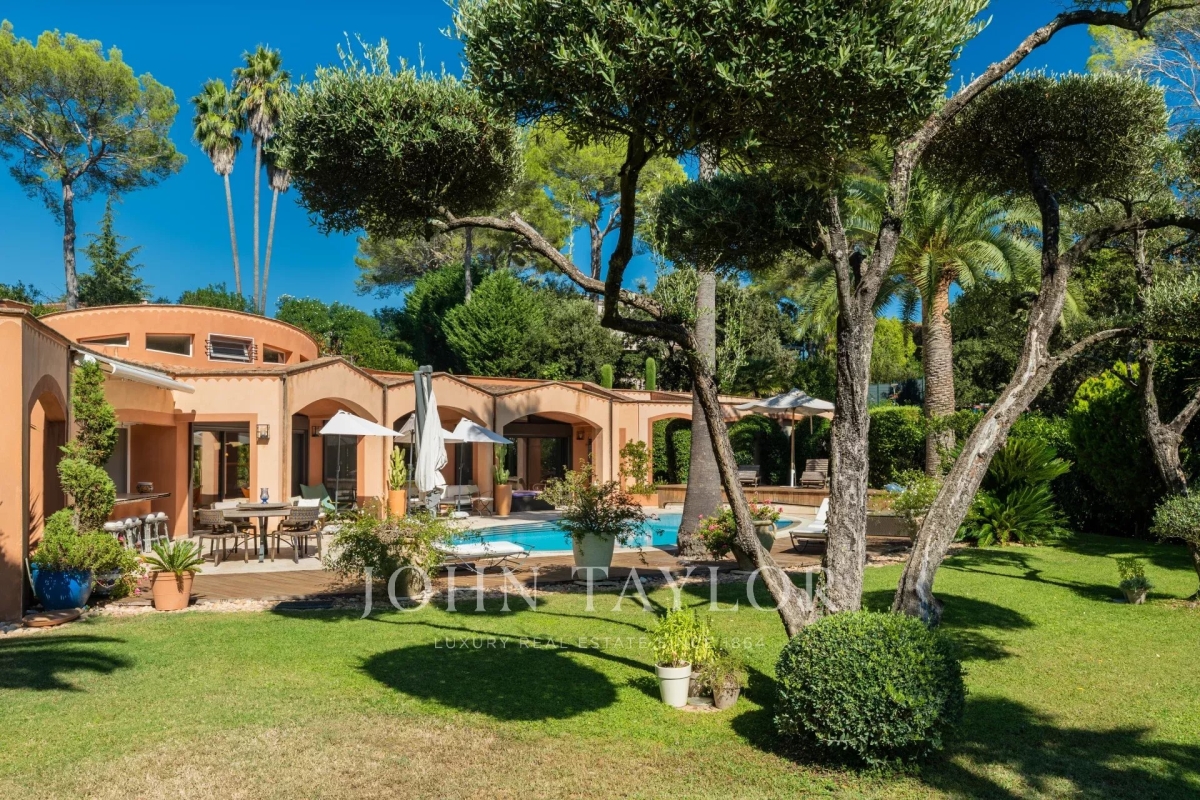 Maison de luxe à vendre à Mougins, 3 700 000 €, Photo 1