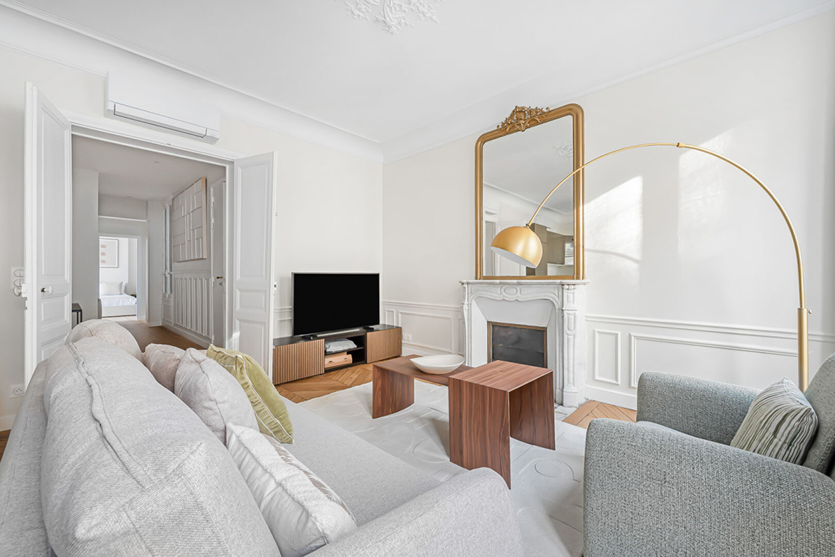 Appartement de luxe à louer à Paris 16Ème, 5 170 €, Photo 2