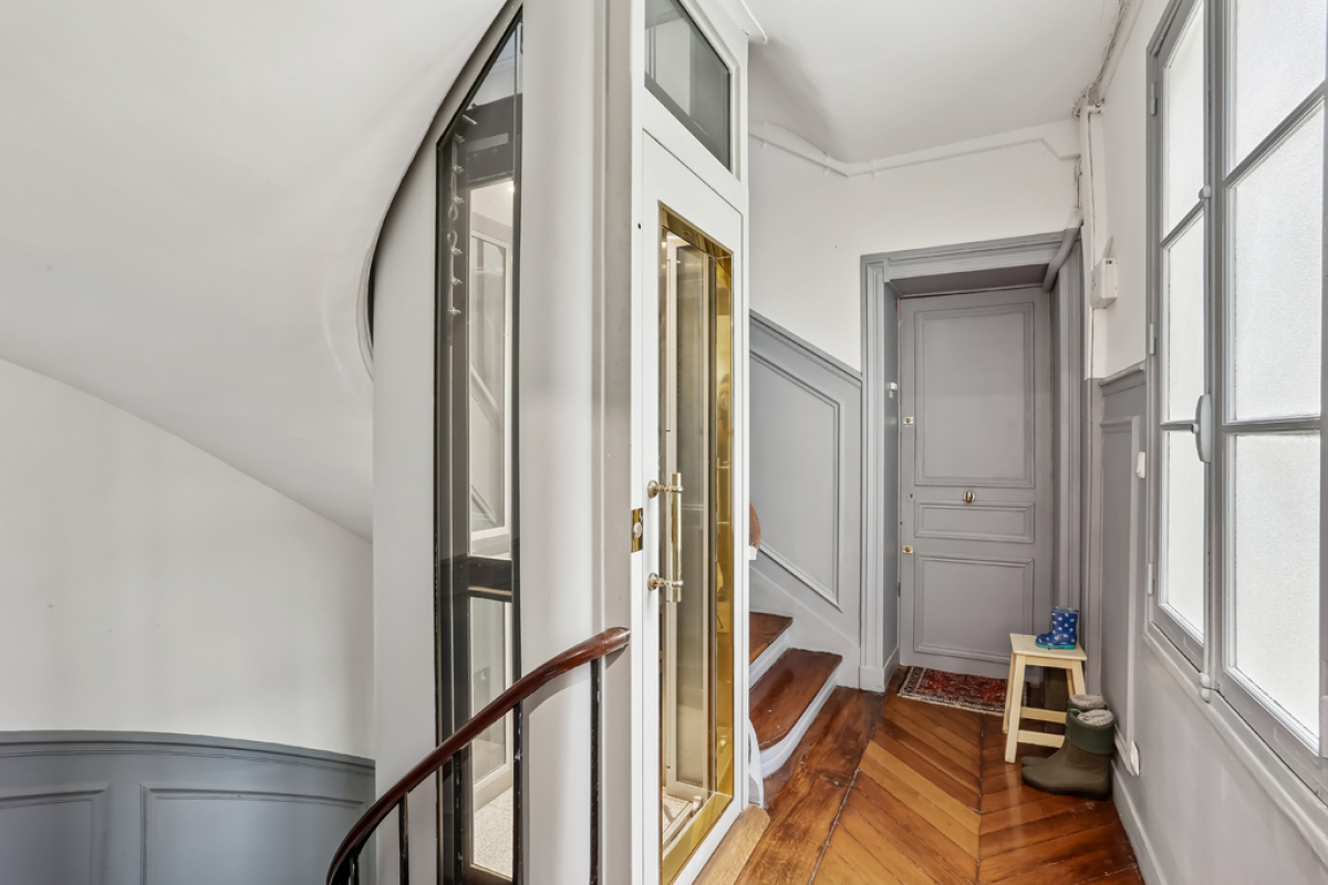 Luxury Apartment for sale in Paris 2Ème, 1 350 000 €, Photo 2