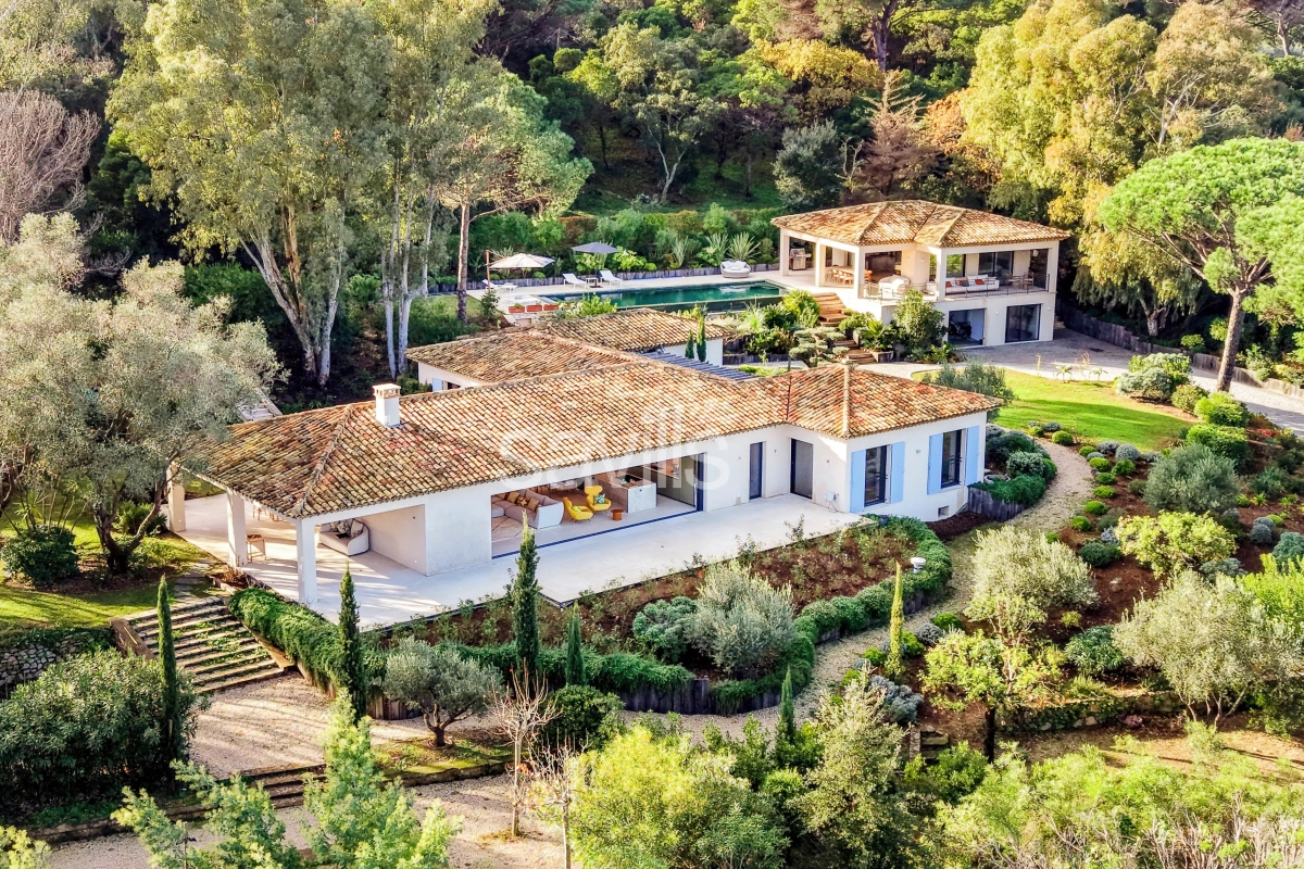 Luxury House for sale in Saint-Tropez, 19 150 000 €, Photo 2