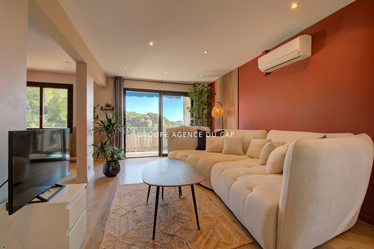 Appartement de luxe à vendre à Saint-Raphaël, 330 000 €, Photo 3