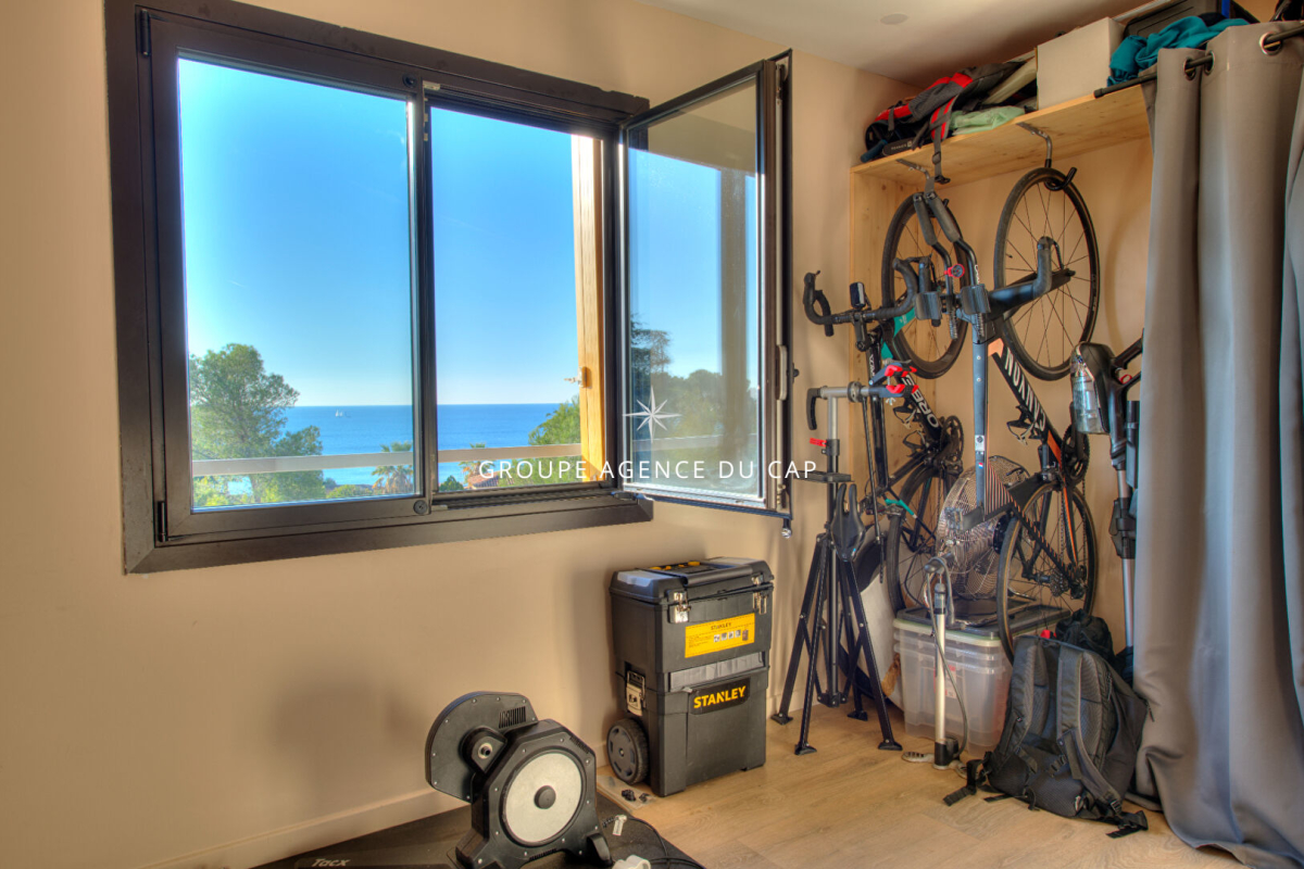 Appartement de luxe à vendre à Saint-Raphaël, 330 000 €, Photo 6