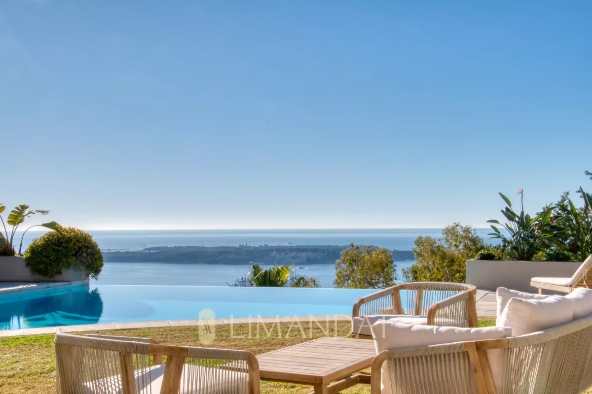 Maison de luxe à louer à Cannes, 21 666 €, Photo 1