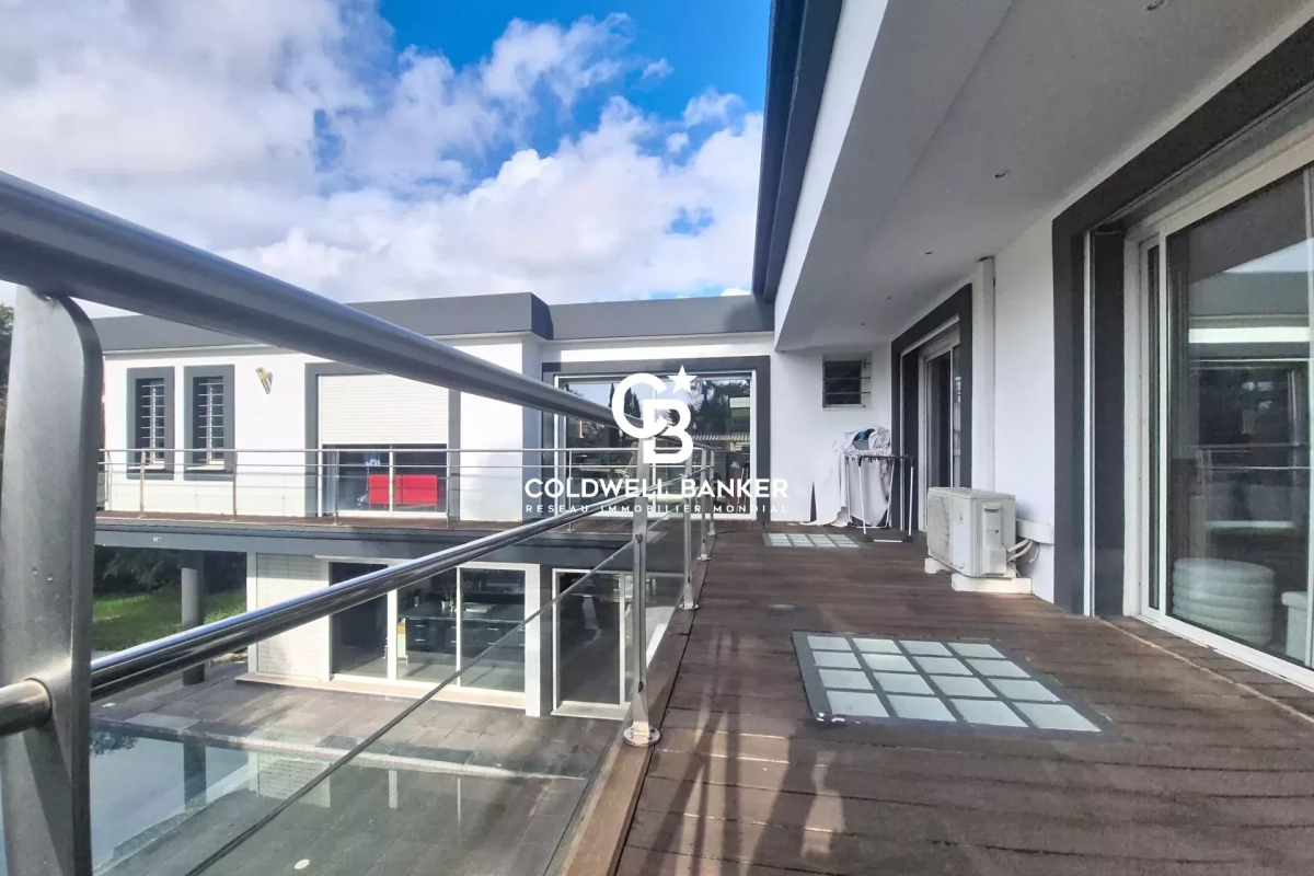 Luxury House for sale in Saint-Raphaël, 1 198 000 €, Photo 2