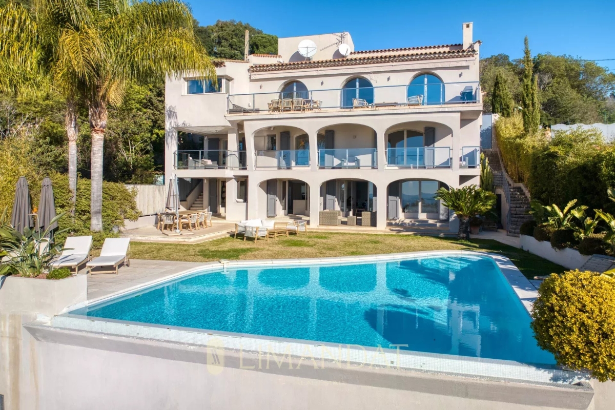 Maison de luxe à louer à Cannes, 21 666 €, Photo 5